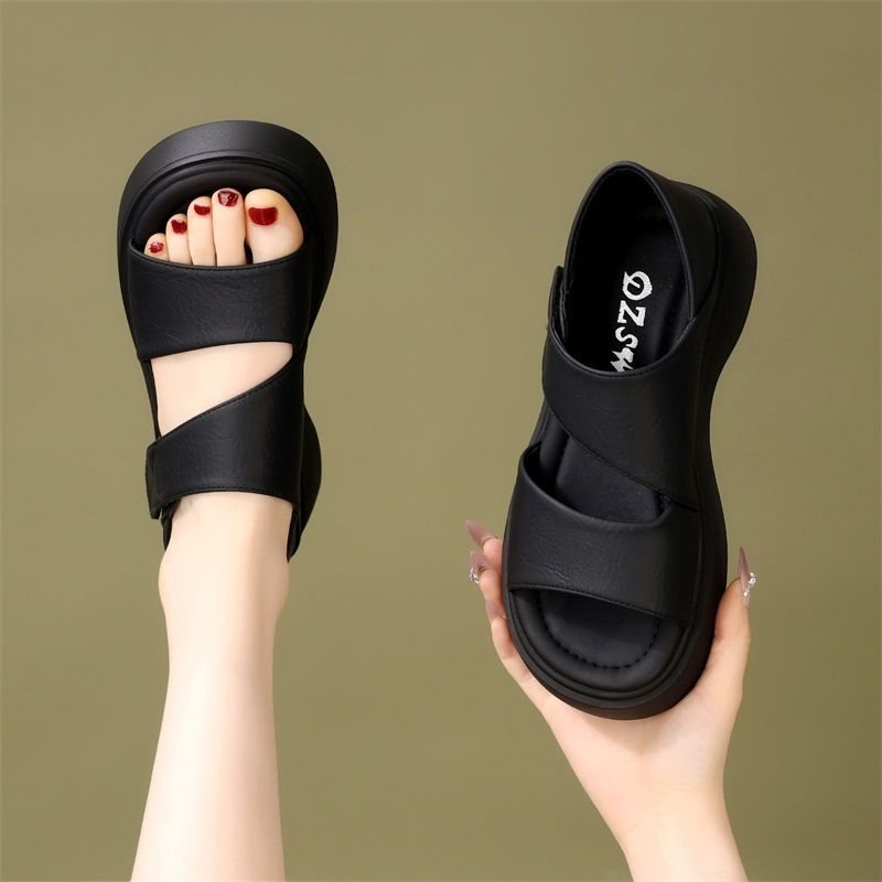 Letnie, miękkie, uniwersalne c – Velcro Strap Sandal recenzja i cena